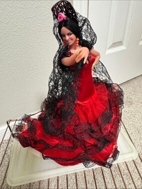 Red Flamenco Doll with Black Lace Mantilla - Kids Toy